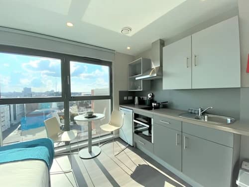 Student Only Little Patrick Street, Private kitchen