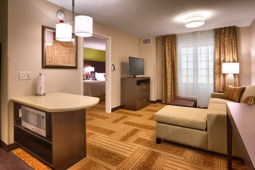 Staybridge Suites Cheyenne by IHG, Room