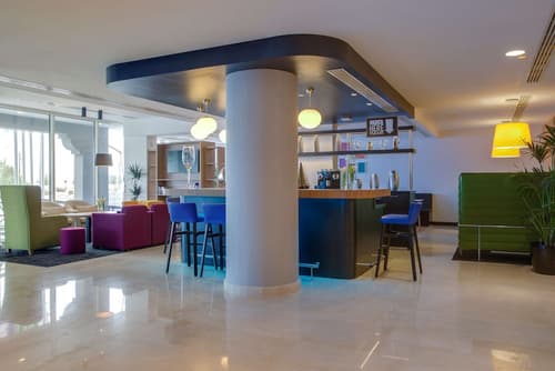 Park Inn by Radisson Dammam, Lobby