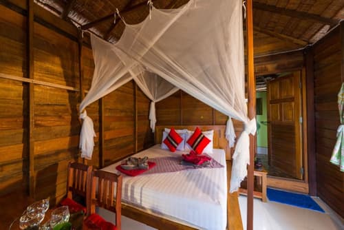 Lipe Beach Resort, Room