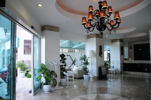 Alesta Yacht Hotel, Lobby