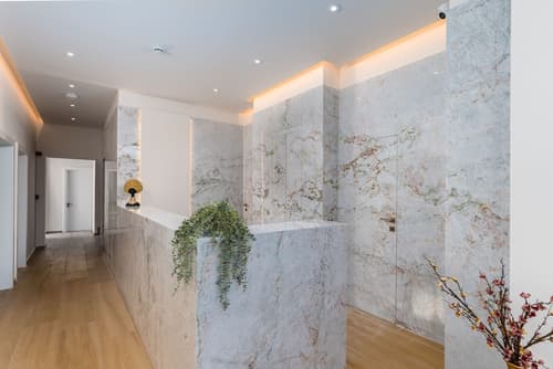 Selected Suites, Reception