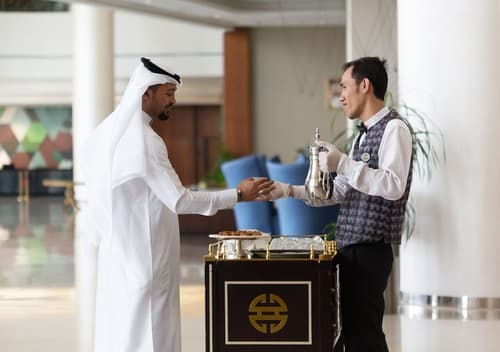 Makkah Al Aziziah, Reception