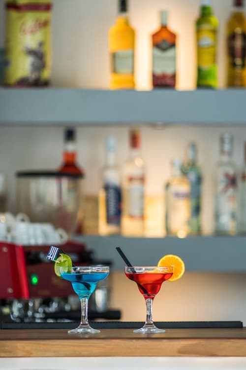 Aqua Oliva Resort, Poolside bar