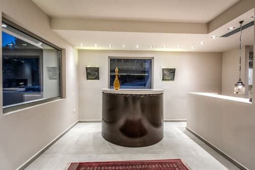 Ionian Hill Hotel, Reception