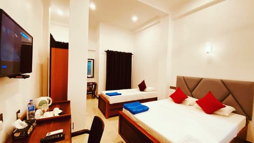 Ziegler Cottage, Room