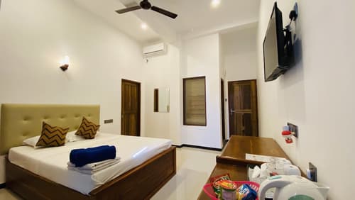 Ziegler Cottage, Room