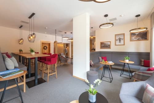 Hostel by Randolins, Lobby sitting area