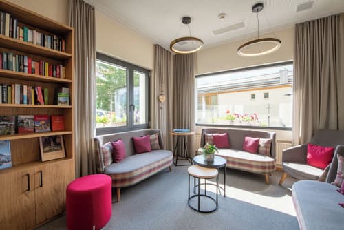 Hostel by Randolins, Lobby sitting area