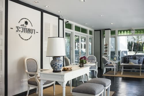 The Raweekanlaya Hotel Bangkok, Reception