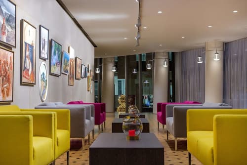 Maritim Hotel Plaza Tirana, Lobby