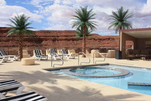 Hat Rock Inn, Outdoor pool