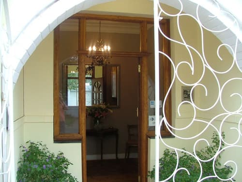 Arum Place Guest House, Interior entrance