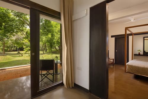 Sigiriya Jungles, Room