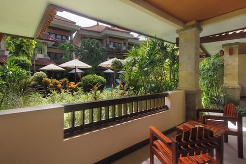 Parigata Resort & Spa, Terrace/patio