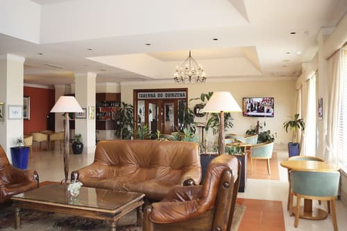 Verdi Santarem, Lobby sitting area