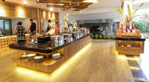 Kata Palm Resort, Breakfast area