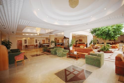Avlida Hotel, Lobby lounge