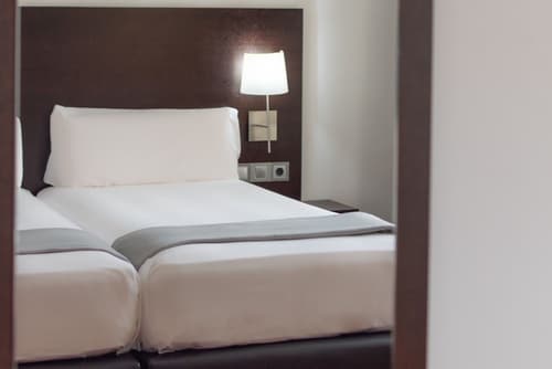 Alda Zaragoza Independencia, Room