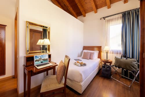 Hotel Venice Resort Airport, Room