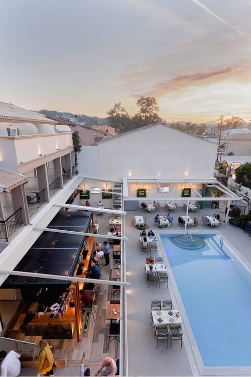 Telesilla Hotel, Restaurant