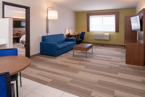Holiday Inn Express & Suites Gunnison by IHG, Room