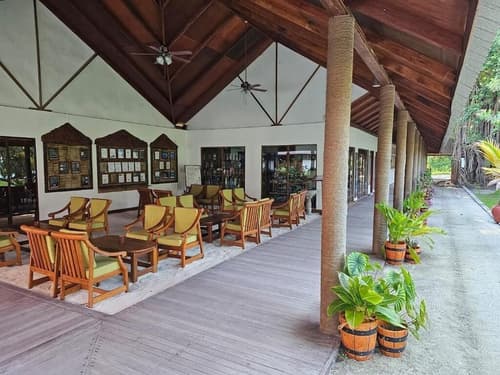 Filitheyo Island Resort, Reception