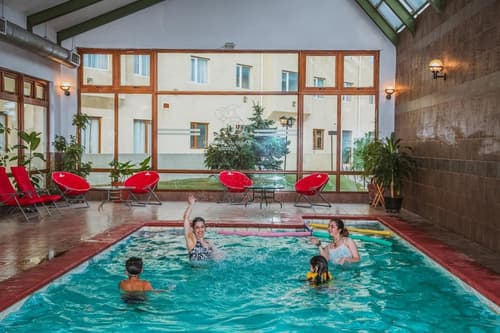 Diego De Almagro Punta Arenas, Pool