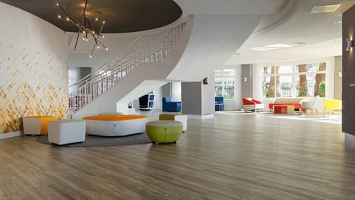 Servatur Waikiki, Lobby