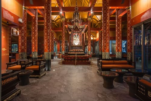 Maikhao Palm Beach Resort, Lobby sitting area