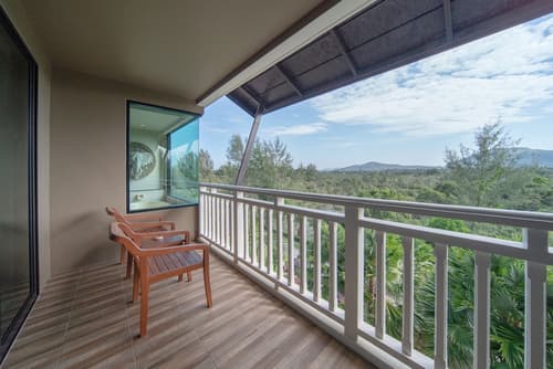 Maikhao Palm Beach Resort, Balcony