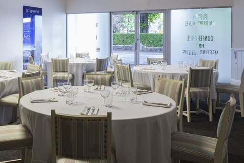 The Beach Hotel, Restaurant