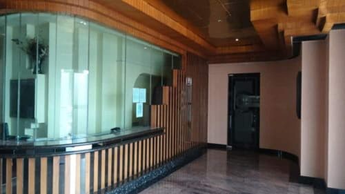 Hotel Bonn, Reception