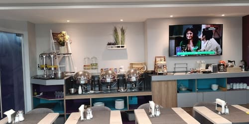 Hotel Bonn, Restaurant