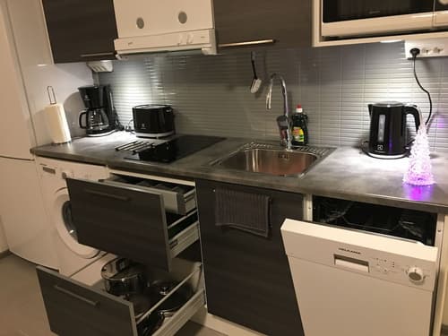 Arctic Resort Delight, Private kitchen