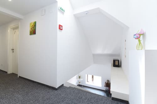 Tia Apartments and Rooms, Interior entrance