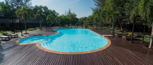 Payam Cottage Resort, Outdoor pool