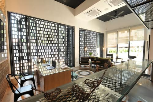 The Nest House, Lobby