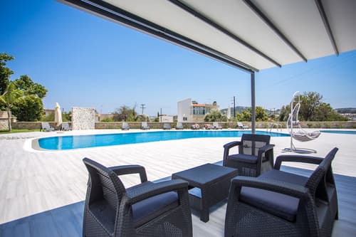 Madison Boutique, Primary image