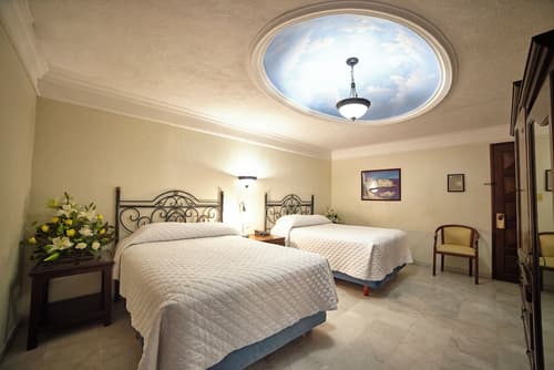 Hotel Francis Drake, Room