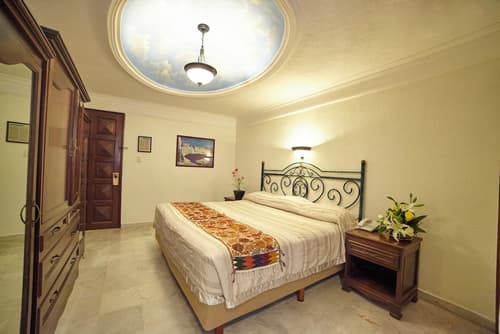 Hotel Francis Drake, Room