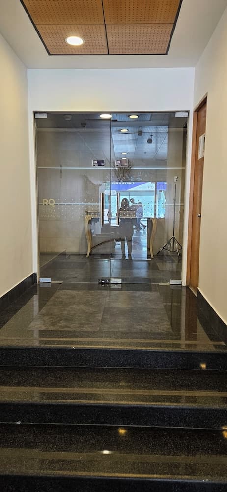 RQ Santiago, Reception