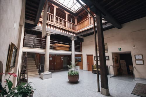 Hotel Santa Isabel, Interior