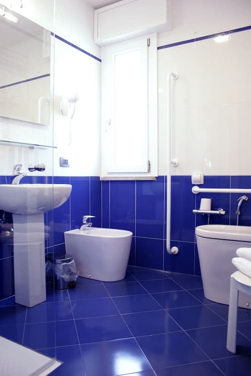 Hotel Sorriso, Bathroom