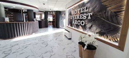 Hotel Everest Arco, Reception