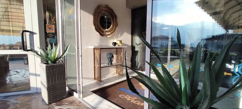Hotel Everest Arco, Interior entrance