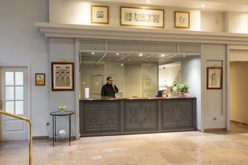 Parador De Cordoba, Reception