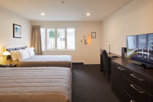 Pavilions Hotel, Room