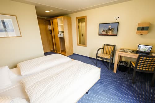 Hotel Victoria Lauberhorn Wengen, a Faern Collection Hotel, Room