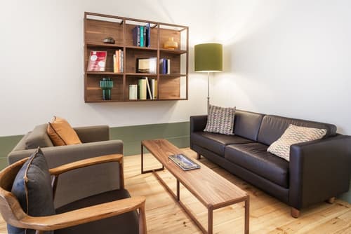 One Shot Aliados Goldsmith, Lobby sitting area